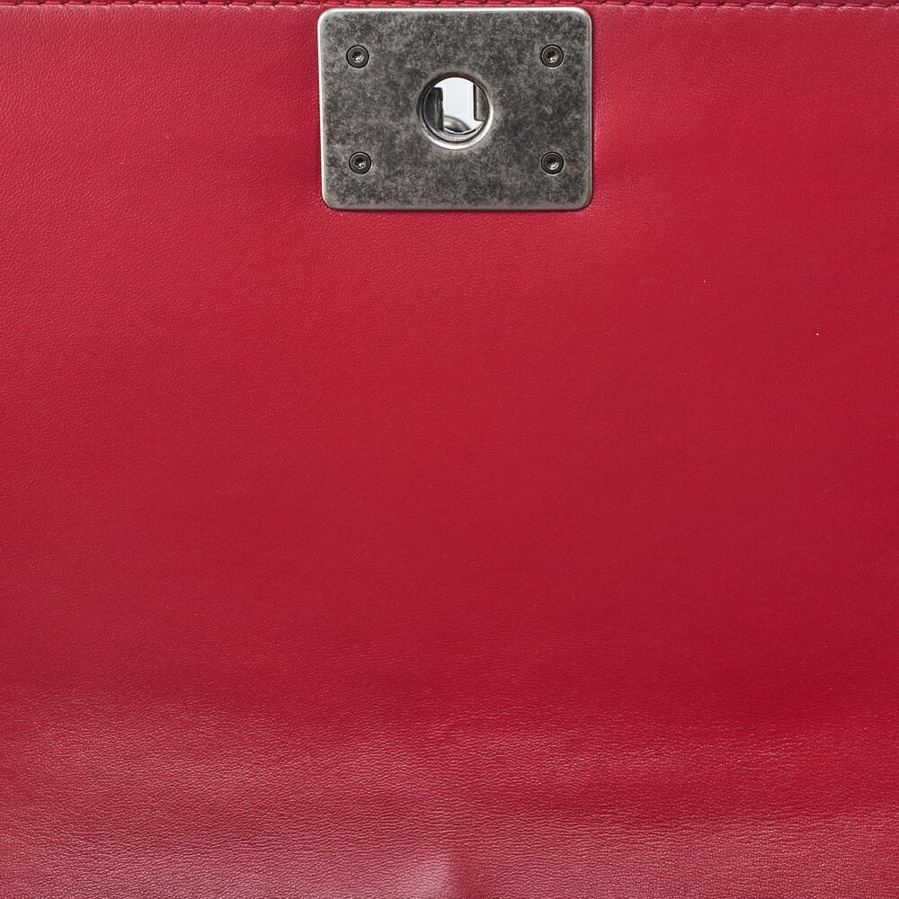 Chanel Boy Chanel Matelasse Chain Shoulder Lambskin Black And Red (silver