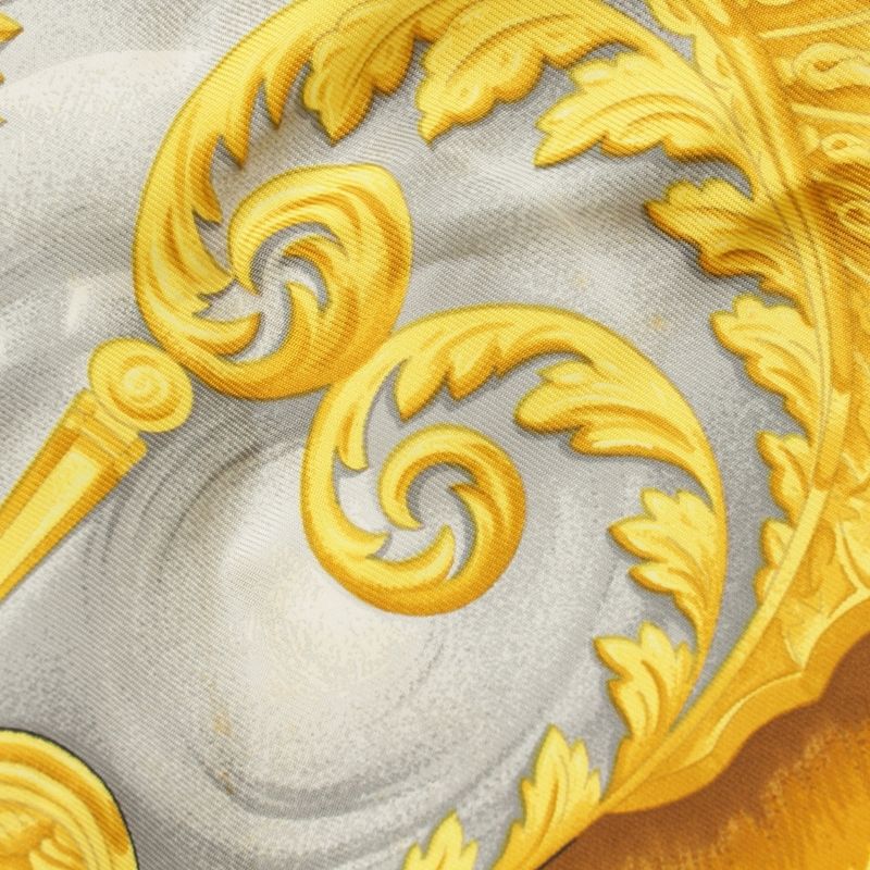 Hermes Carré 90 Casques Et Plumets Faceless Helmet Silk Scarf Horse Gold Black