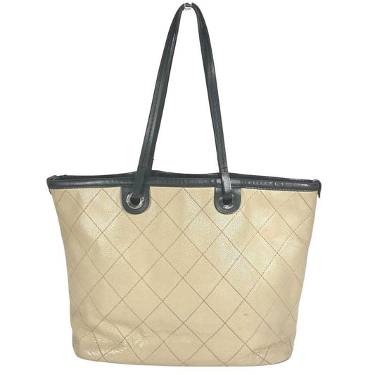 Chanel Shoulder Bag On The Road Matelasse Quilted Bicolor A92211 Caviar Skin