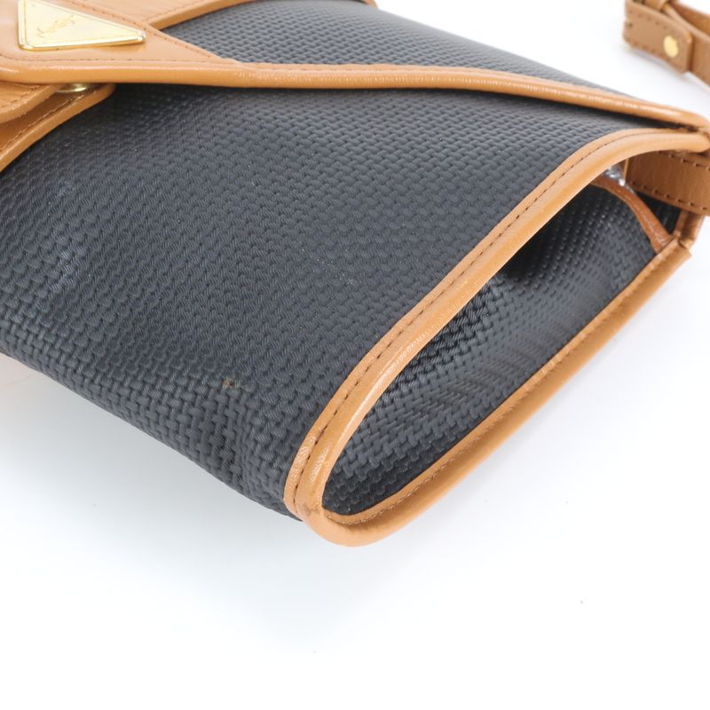 Vintage YSL Yves Saint Laurent Triangle Plate Leather Shoulder Bag Crossbody