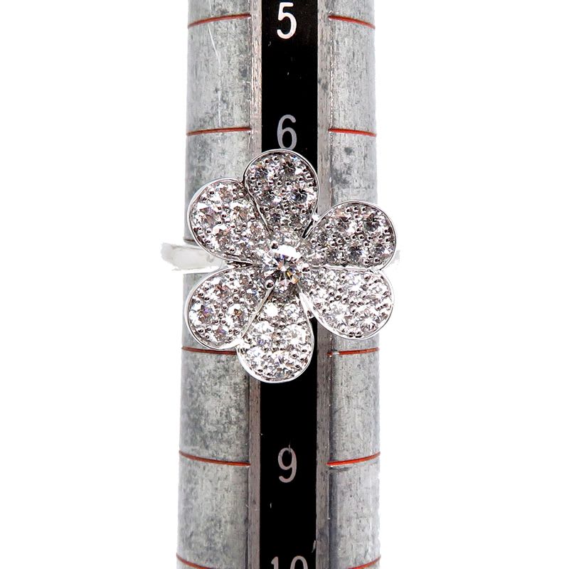 Van Cleef & Arpels Ring