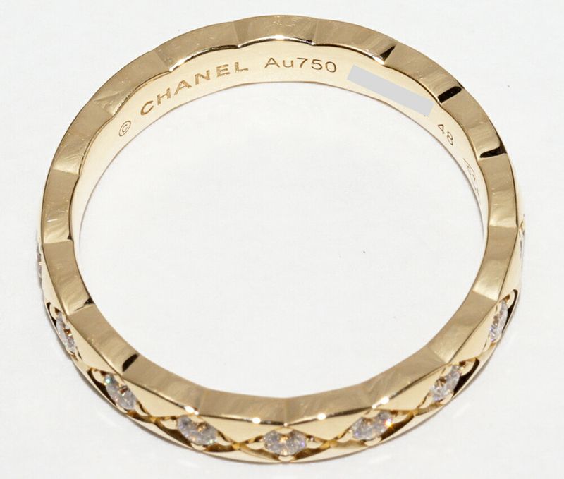 Chanel Ring 18K Yellow Gold 18P Diamonds (approx 035ct) Coco Crush Ring Mini