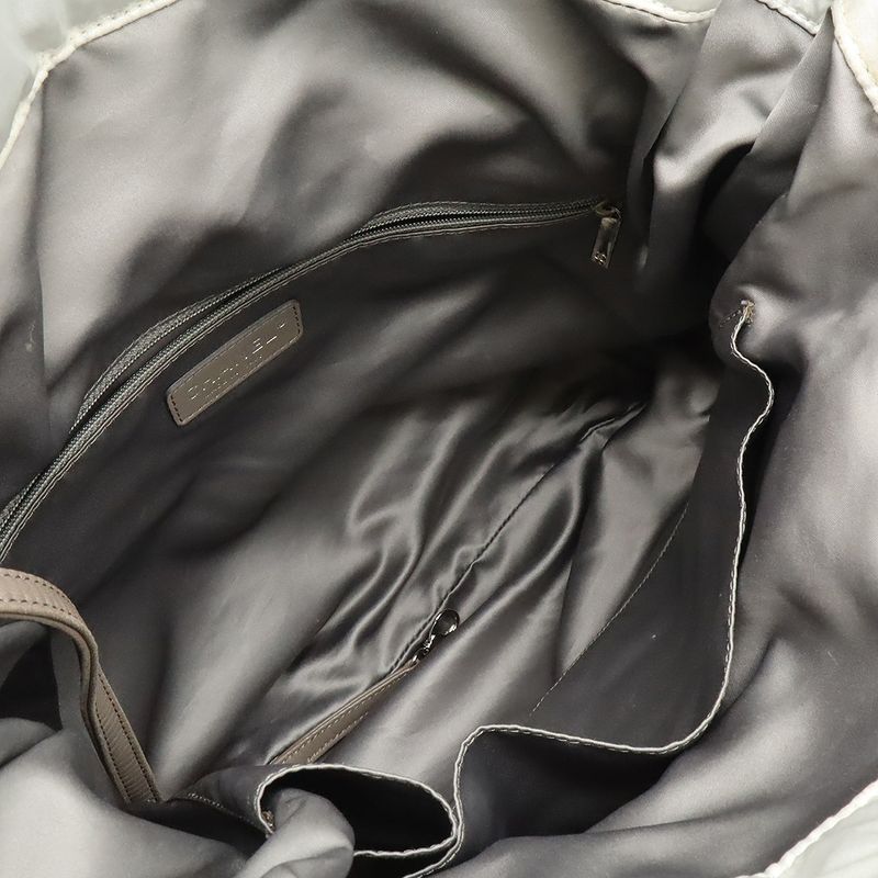 Chanel Coco Mark Fur Drawstring Chain Shoulder Bag Shoulder Nylon Fur Metallic