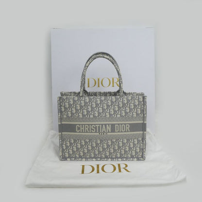 Christian Dior Mille Fleur Book Tote Mini S5475zwrf Floral Embroidery