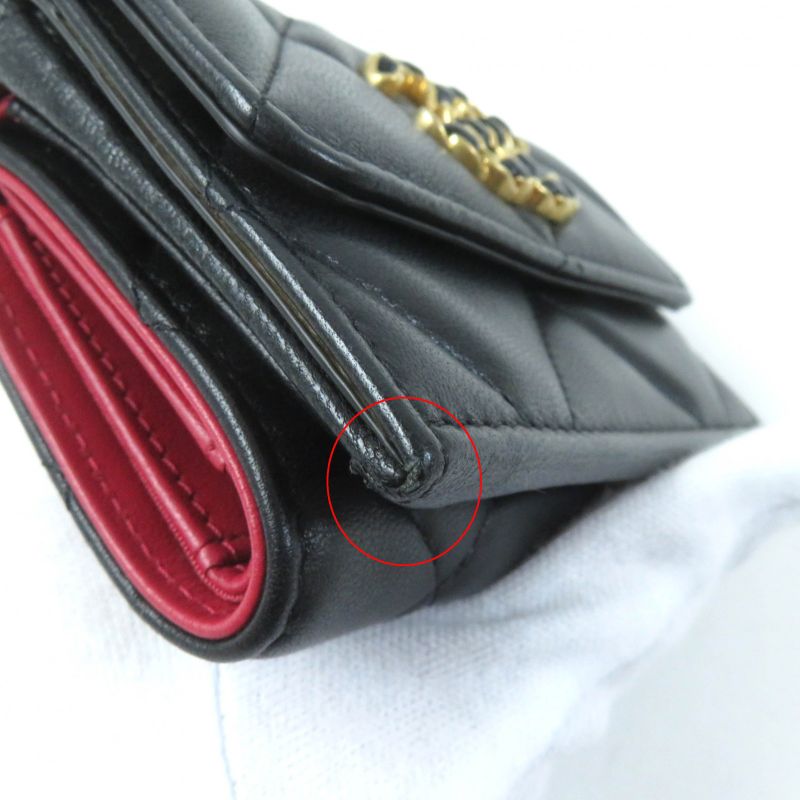 CHANEL Ap1789 19 Small Flap Wallet Lambskin Matelasse With Coco Mark Trifold