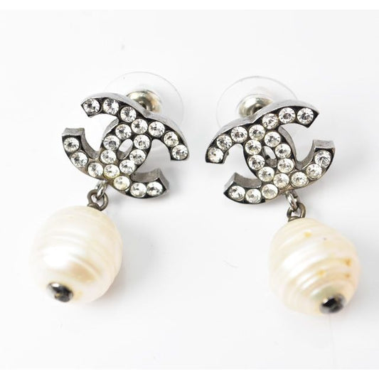 Chanel Swing Pearl Silver White