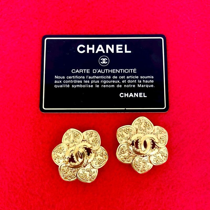 Chanel Vintage Coco Mark Motif Earrings Ear Cuff Accessory Small 95A