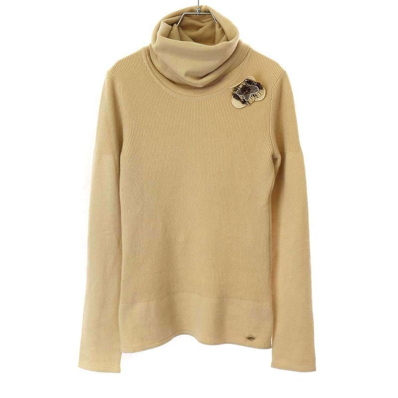 Chanel 2005 AW Camellia Corsage Cashmere Turtleneck Knit Sweater