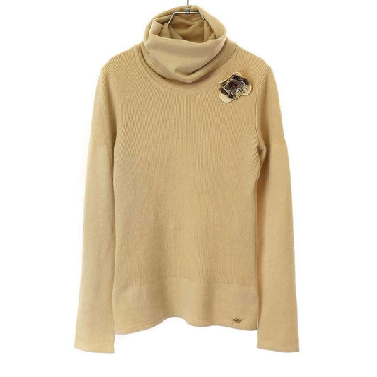 Chanel 2005 AW Camellia Corsage Cashmere Turtleneck Knit Sweater