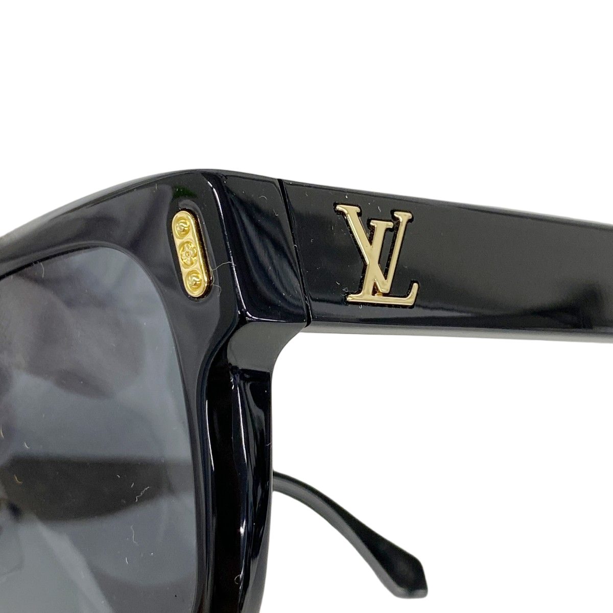 Louis Vuitton Sunglasses LV Confidence Square Black Cles Diamonds Eyewear — view 2
