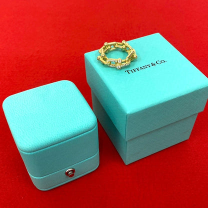 Tiffany & Co. Box with Case Small Link Ring 18K Diamond