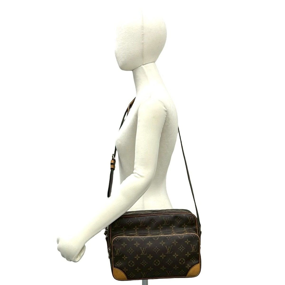 Louis Vuitton Vintage Nile Monogram Leather Shoulder Bag Pochette Brown — view 2