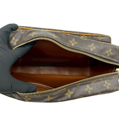 Louis Vuitton Vintage Nile Monogram Leather Shoulder Bag Pochette Brown — view 9