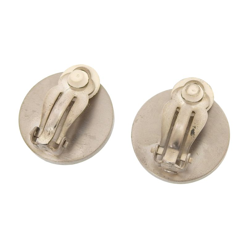 Hermes Bijouterie Fantaisie Serie Shell Clip Earrings For Both Ears Silver With
