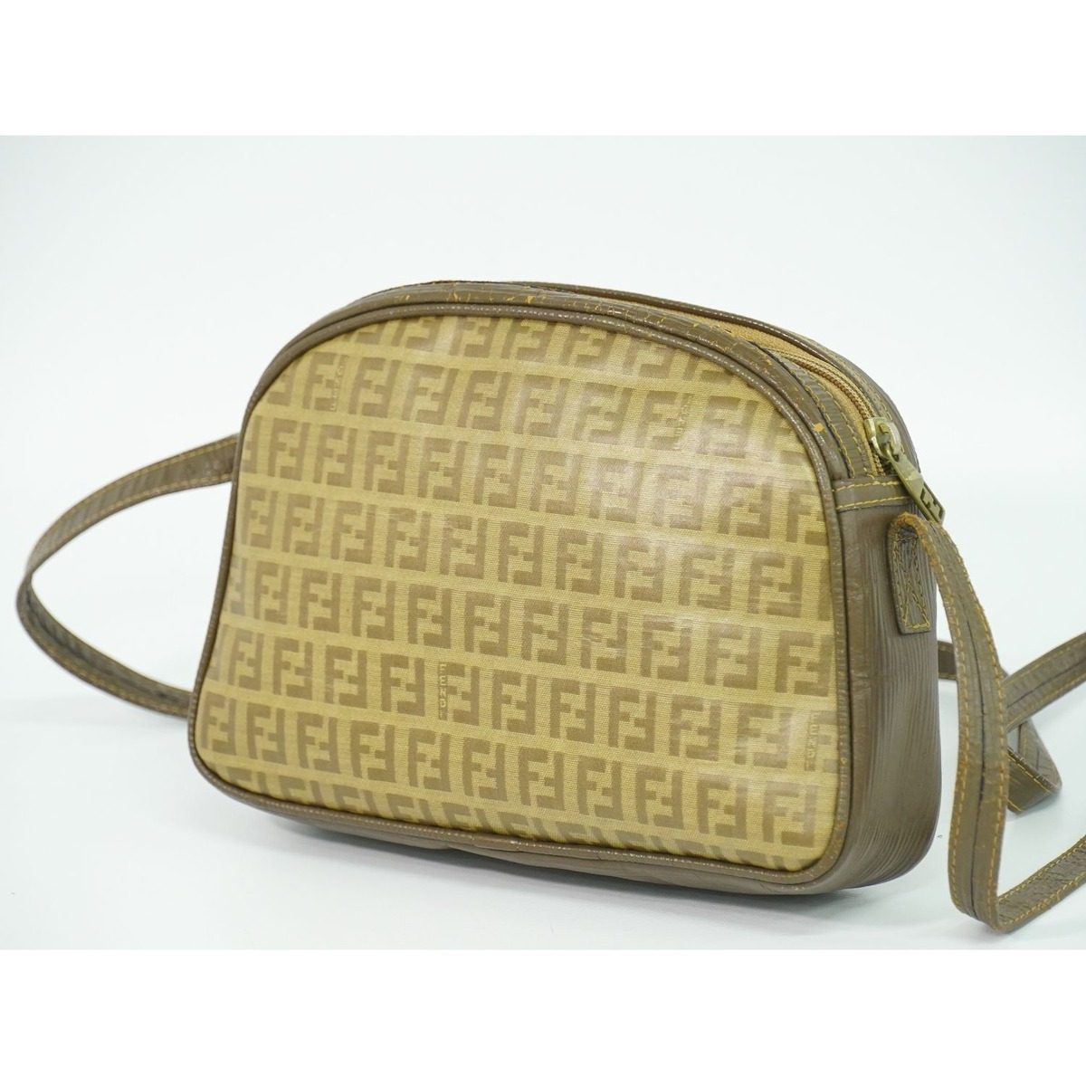 Fendi Zucca Shoulder Bag Pochette Brown — view 2