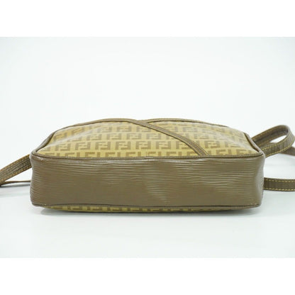 Fendi Zucca Shoulder Bag Pochette Brown — view 3