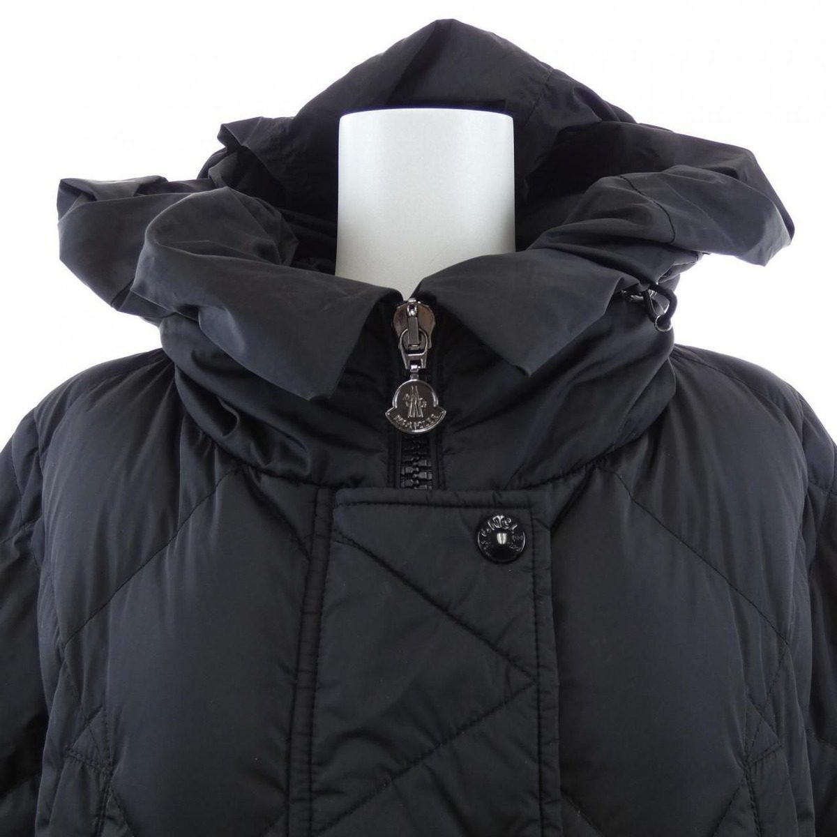 Moncler Vaulogette Down Coat — view 7
