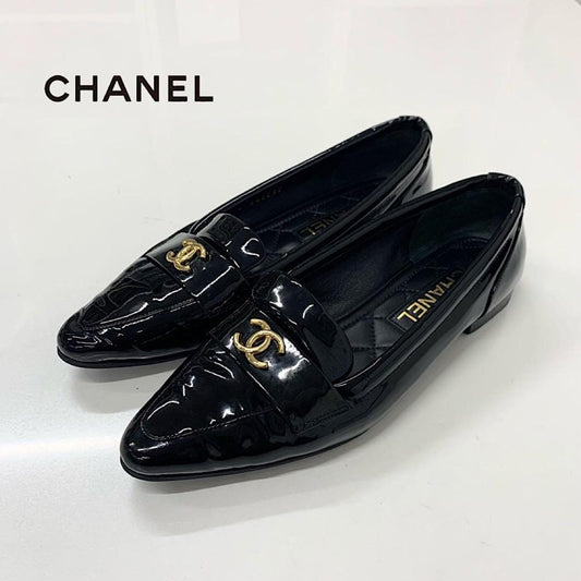 Chanel CC Logo Patent Loafers Black