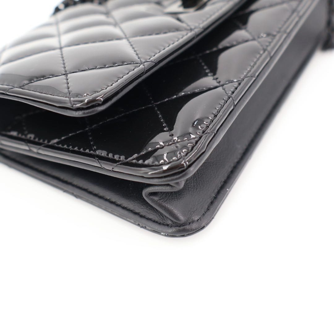 Chanel 2.55 Quilted Chain Wallet — view 3