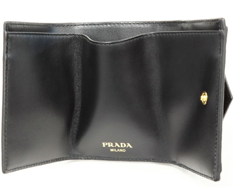 Prada Trifold Wallet With Coin Purse Viteromove Compact Wallet Calf Leather