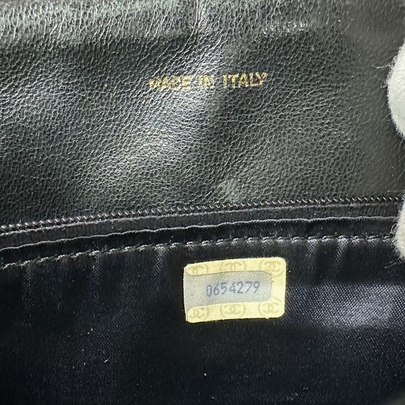 Chanel Chain Shoulder V-stitched Suede Women's Shoulder Bag