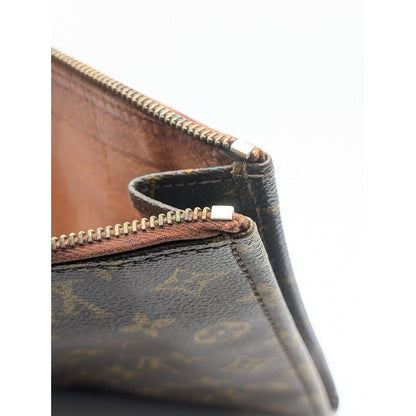 Louis Vuitton Poche Document Monogram Vintage Clutch — view 6