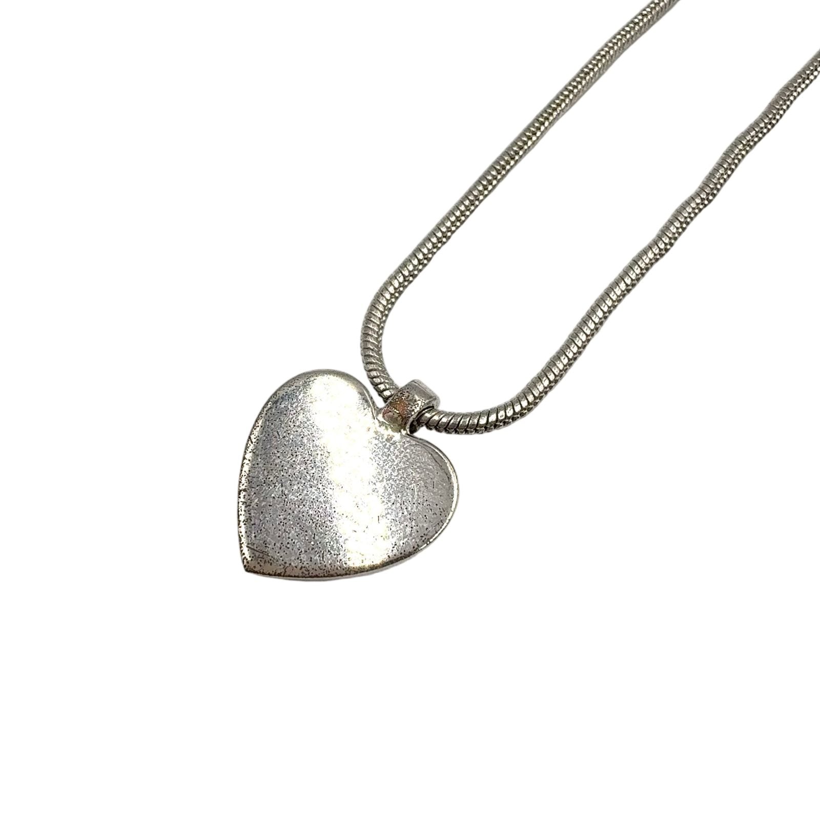 Dior Line Stone Logo Heart Metal Color Clear Silver Necklace — view 2