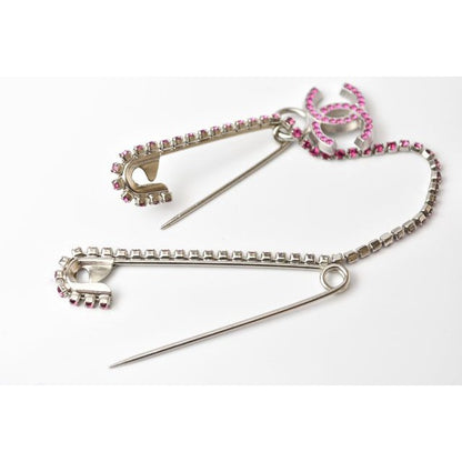 Chanel Brooch Pin Rhinestone Silver Magenta — view 4