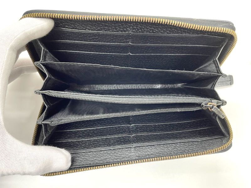 Gucci Animalier Bee Leather Zip Around Wallet Round Zipper Bee Long Wallet