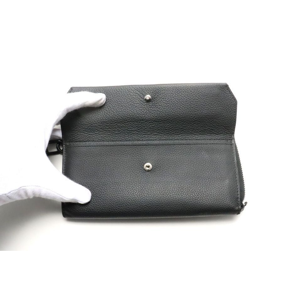 Louis Vuitton LV Aerogram Zippy Dragonne Leather Wallet — view 9