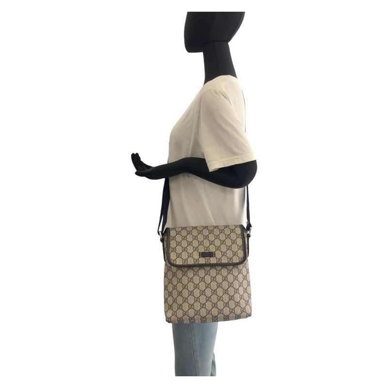 Gucci Gray Navy Silver Hardware GG Supreme Canvas 223666 Shoulder Bag Pochette