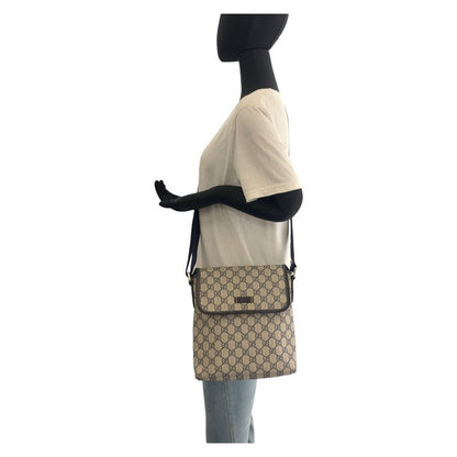 Gucci Gray Navy Silver Hardware GG Supreme Canvas 223666 Shoulder Bag Pochette