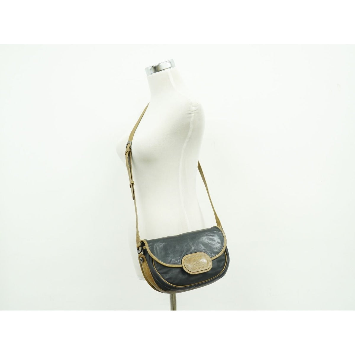 Loewe Anagram Shoulder Bag Pochette Leather Black Outside — view 6