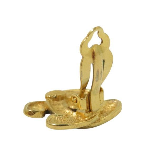 Chanel Matelasse Coco Mark One Ear Branded Accessories Earrings Ladies