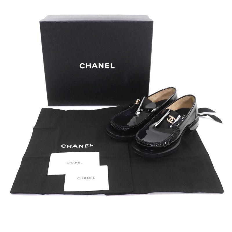 CHANEL 22B G39447 F Patent Leather Loafer With Pearl Coco Mark Black 34.5 With