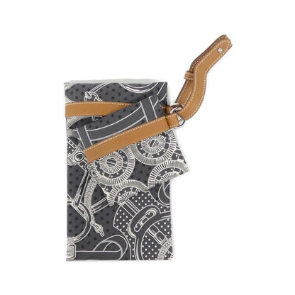 Hermes Eperon D'OR Avec Soie Pocket ck Pouch
