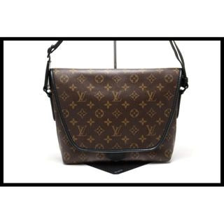Louis Vuitton Magnetic Messenger Shoulder Bag