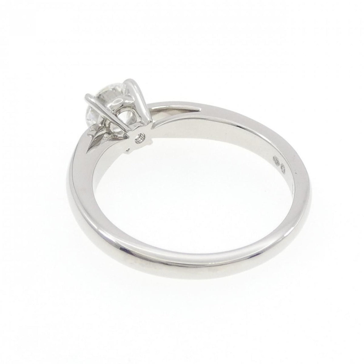 Van Cleef & Arpels Bonheur Ring — view 4
