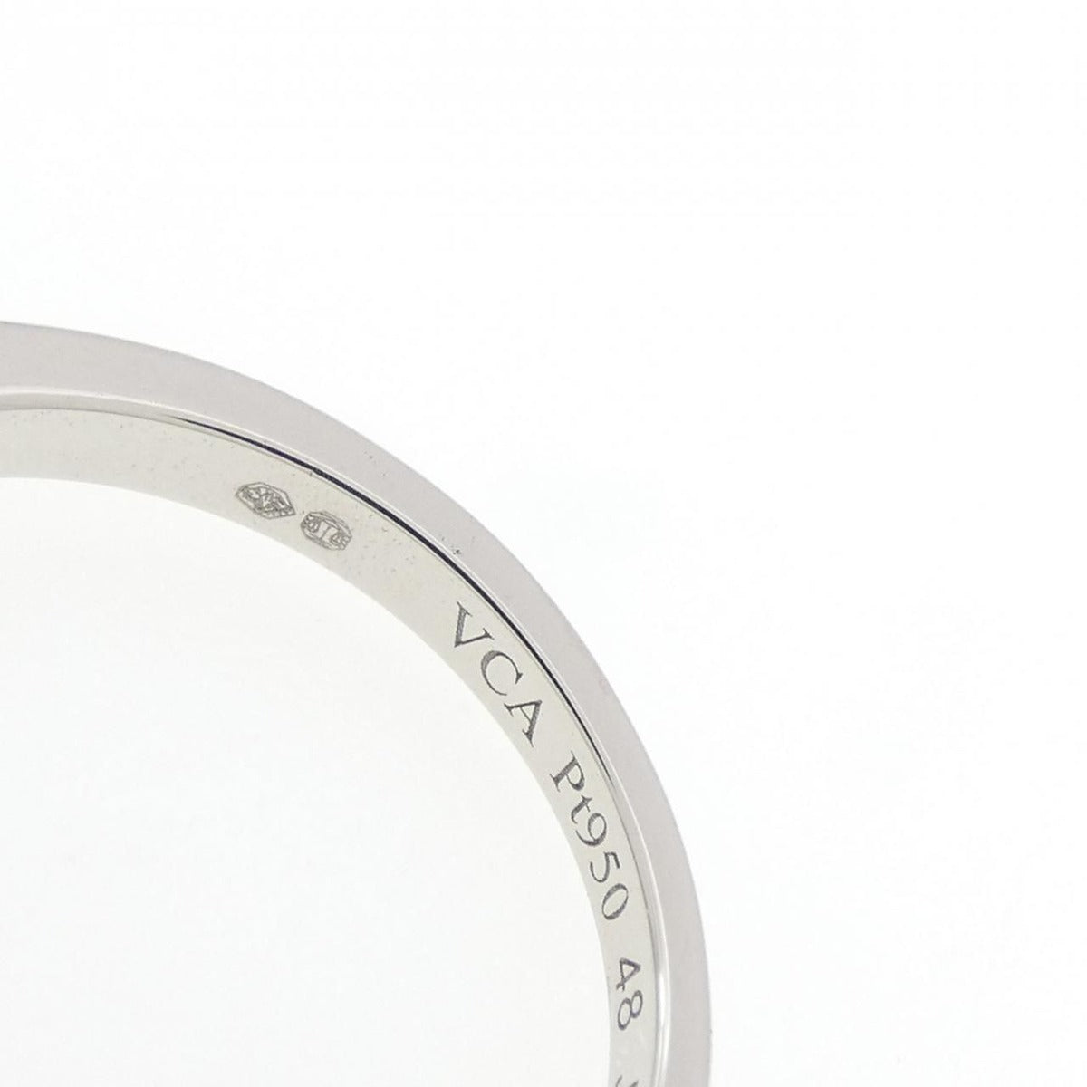 Van Cleef & Arpels Bonheur Ring — view 5