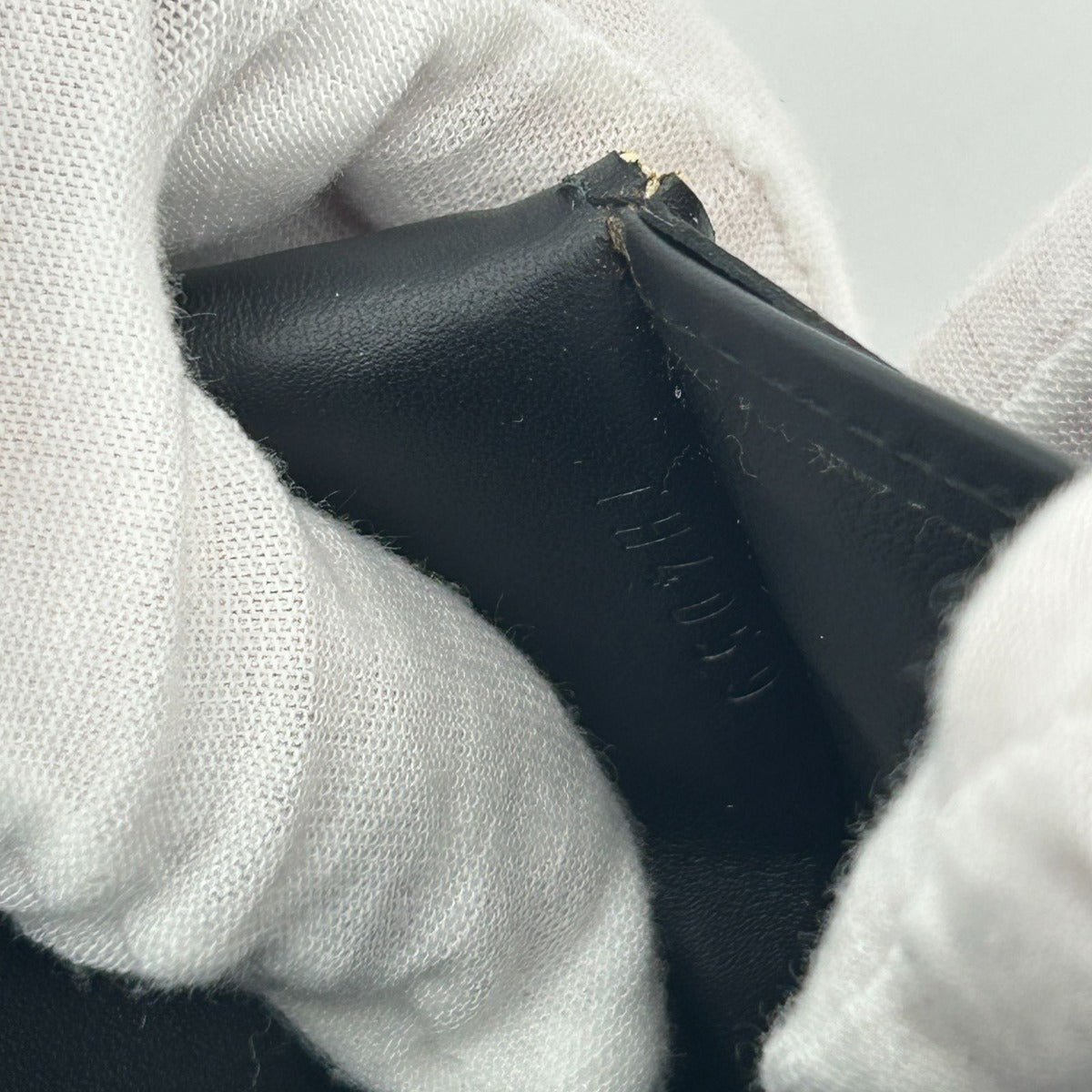 Louis Vuitton Suhali Portefeuille le Favori Wallet Fold Noir Black — view 14