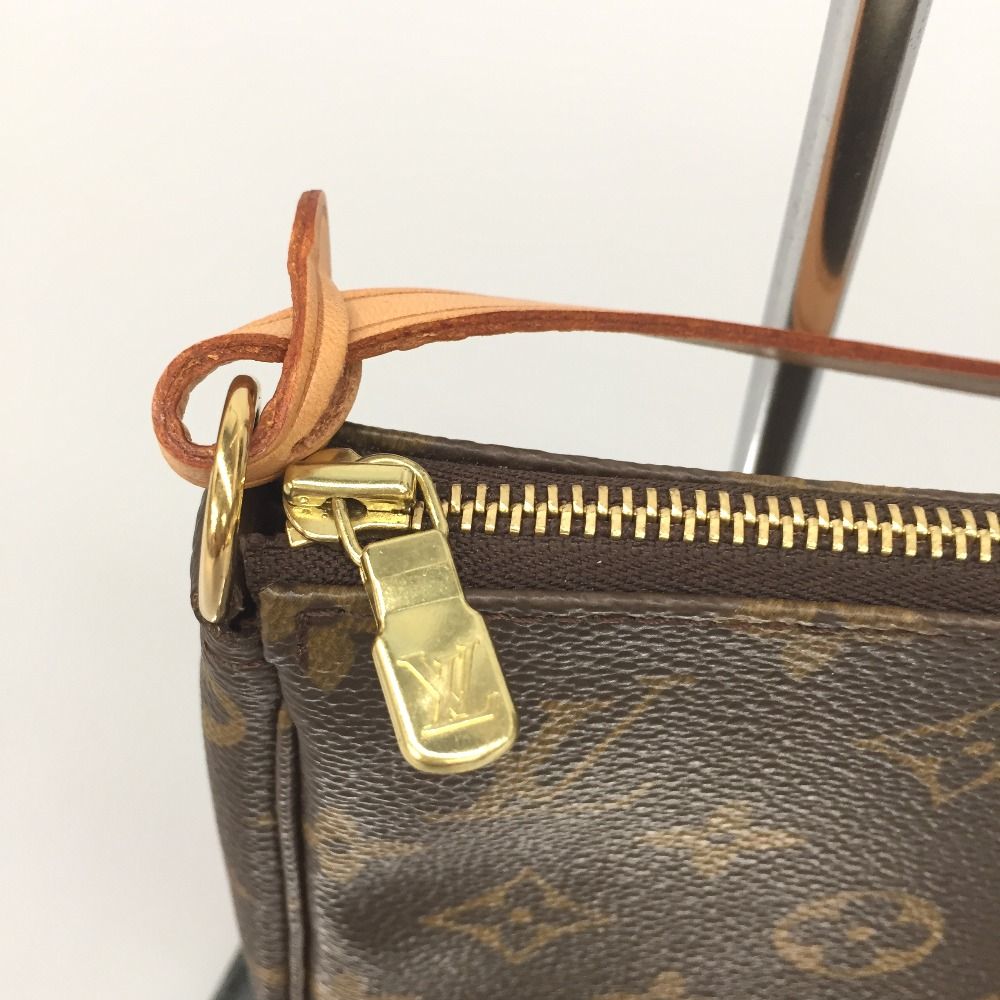 Louis Vuitton Pouch Monogram Accessoire
