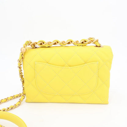 Chanel Shoulder Bag Quilted — view 8