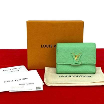 Louis Vuitton Portefeuille Capucines XS Leather