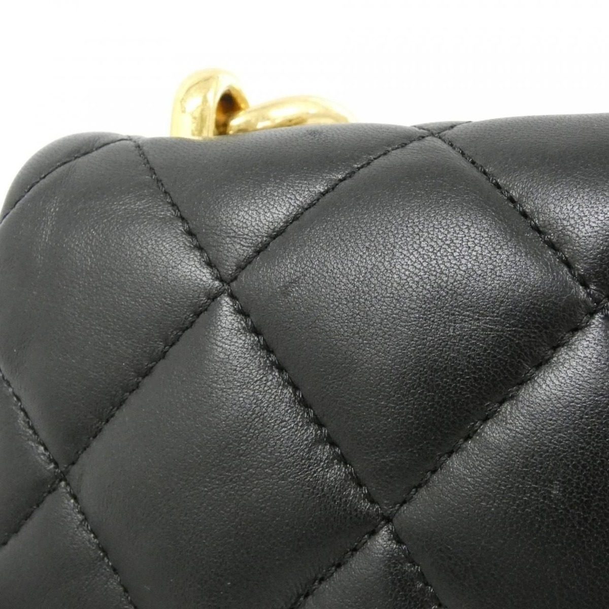 Chanel Shoulder Bag Gold — view 5