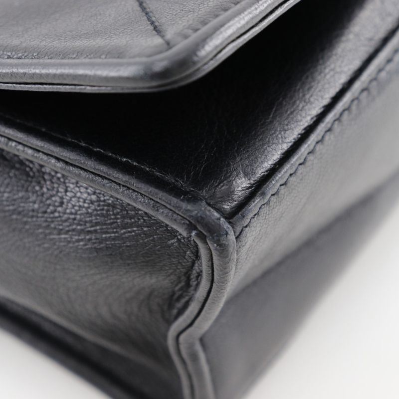 Chanel Chain Shoulder Diamond Stitching Matelasse Lambskin Black Ladies