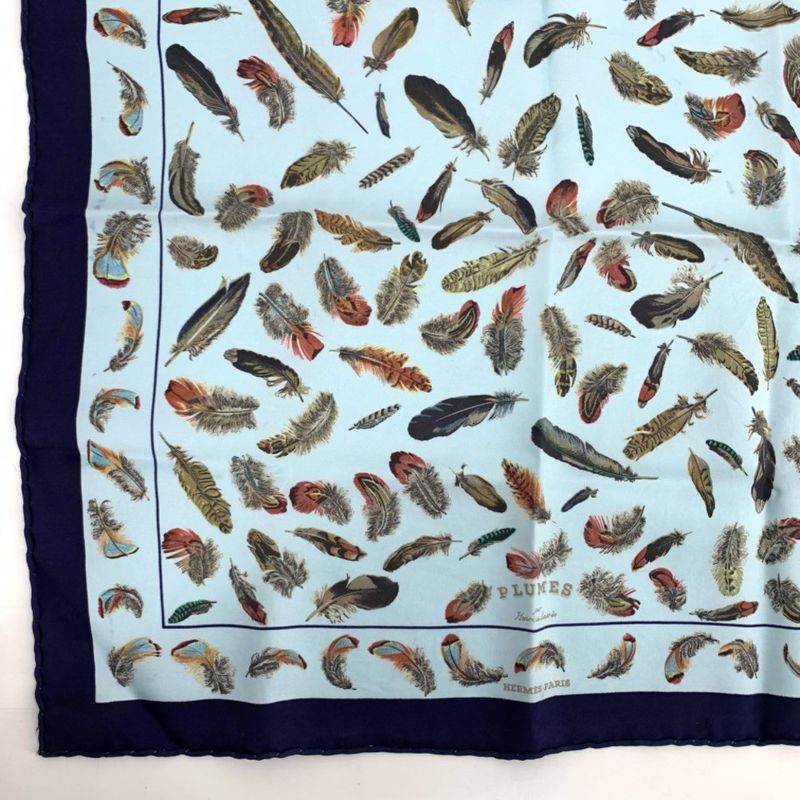 Hermes Carré 40 Plumes Feathers Navy And Blue 100% Silk Scarf