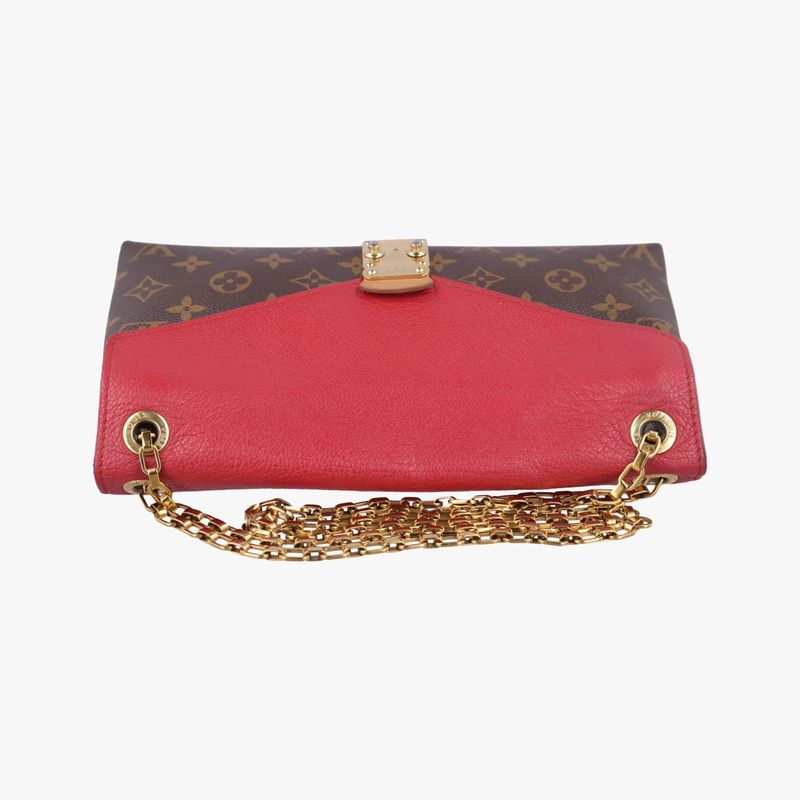 Louis Vuittonpallas Chain Monogram / Brownish X Threes Monogram Canvas And