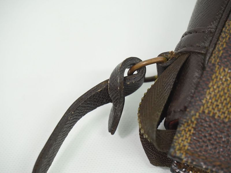 Authentic Louis Vuitton LV Trousse Makeup Damier Ebène Accessory Pouch Handbag