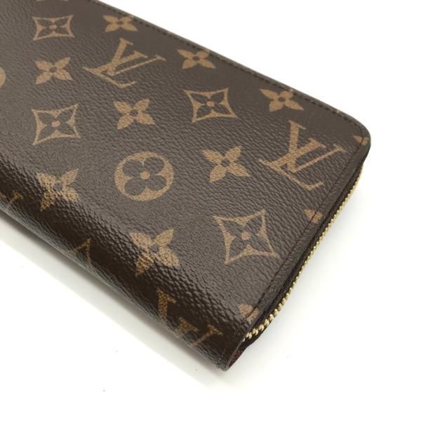 Louis Vuitton Monogram Zippy Wallet