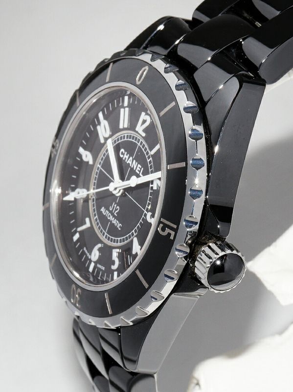 Chanel J12 38mm (150in) H0685 Men's